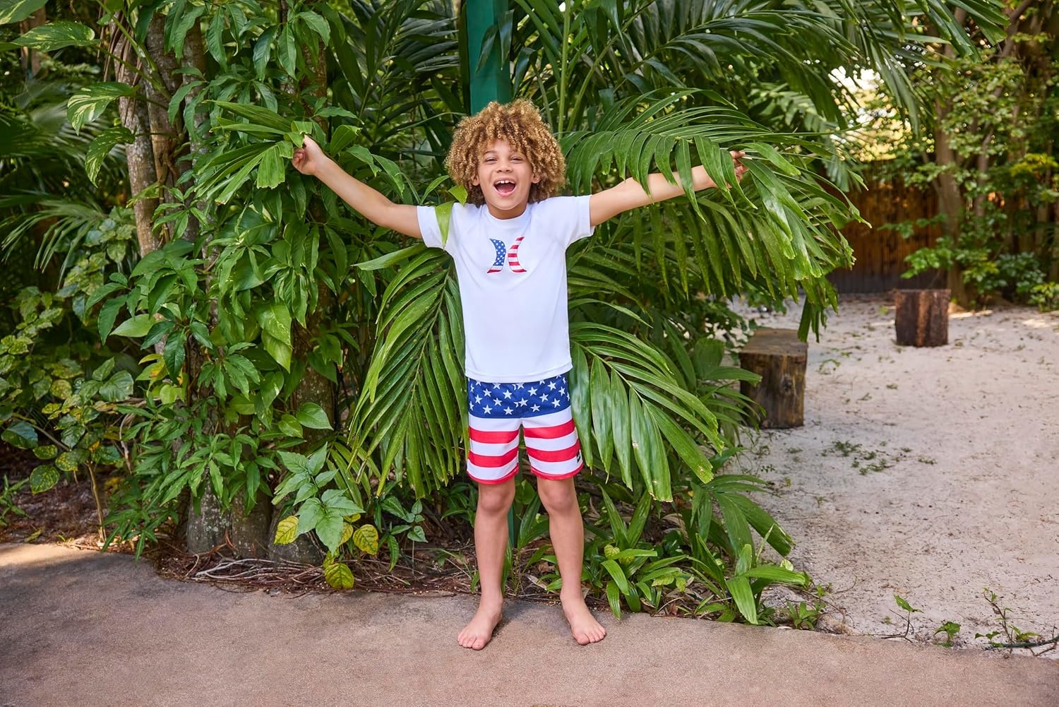 Hurley Boy’s Icon UPF 50+ Rash Guard Swim Shirt(White/Americana)