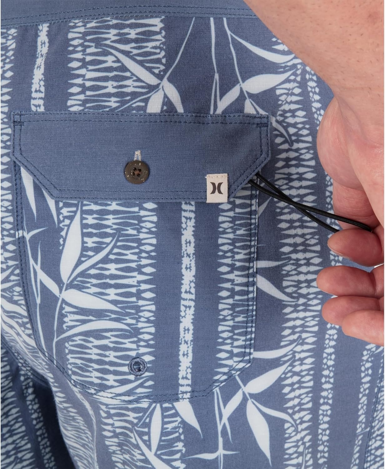 Hurley Men’s Phantom Naturals 4-Way Stretch 7″ Inseam Boardshort, 18″ Outseam, Quick Dry Swim Trunks(Monsoon)