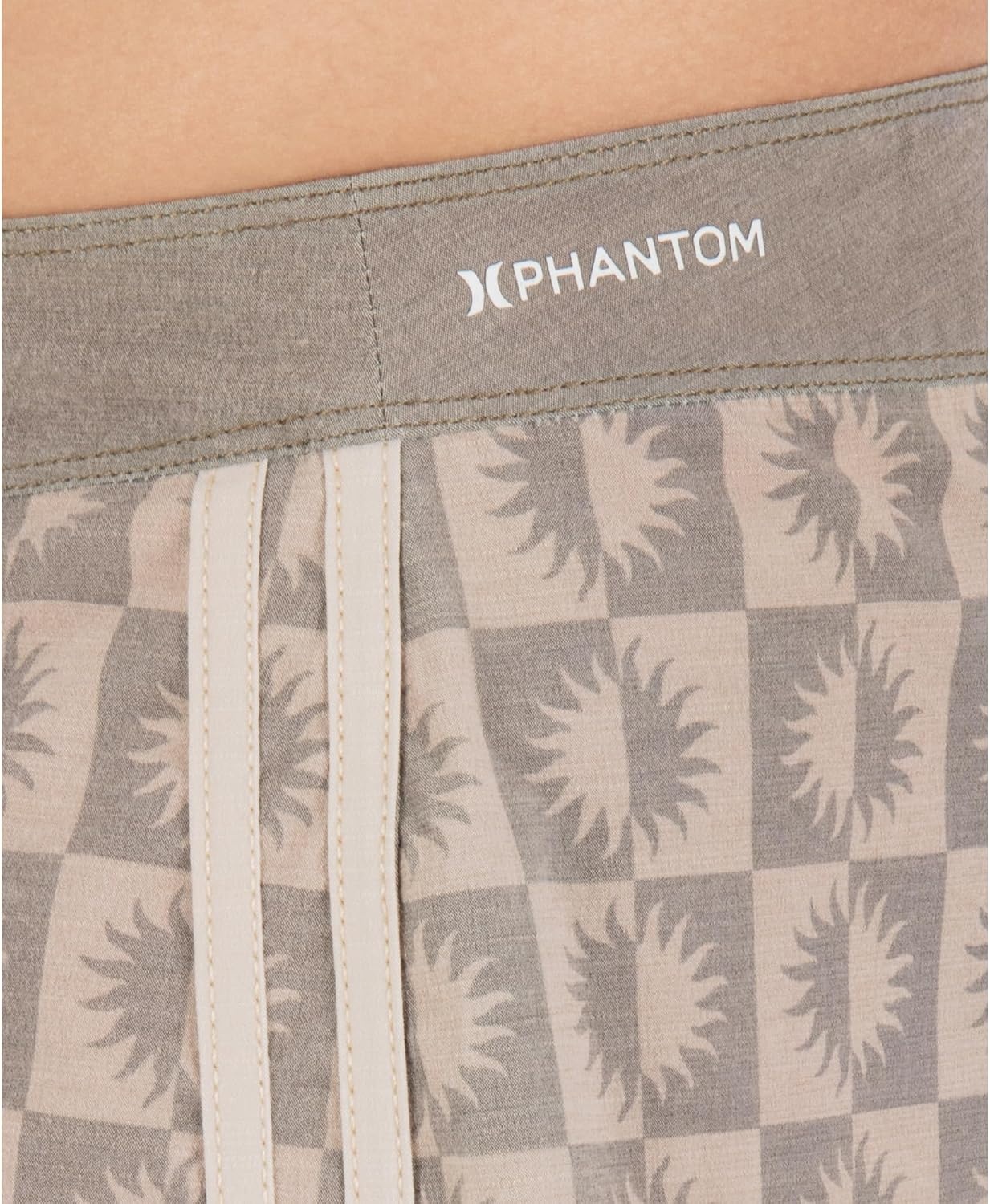 Hurley Men’s Phantom Naturals 4-Way Stretch 7″ Inseam Boardshort, 18″ Outseam, Quick Dry Swim Trunks(Woodside)